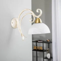 Luminex Væglamper > Væglampe Flora, en glasskærm, hvid/messing
