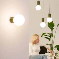 Gang|Pendellamper ^ SOLLUX LIGHTING Væglampe ORBI, olivengrøn, glas/metal, Ø 12 cm, IP44, G9