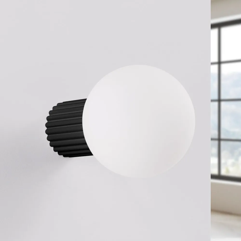 SOLLUX LIGHTING Væglamper > Væglampe ORBI, sort, glas/metal, Ø 12 cm, IP44, G9