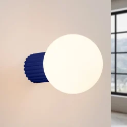 SOLLUX LIGHTING Gang|Pendellamper > Væglampe ORBI, ultramarin, glas/metal, Ø 12 cm, IP44, G9