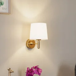 Argon Væglamper|Væglamper > Væglampe Polo Plus tekstilskærm, messing/creme