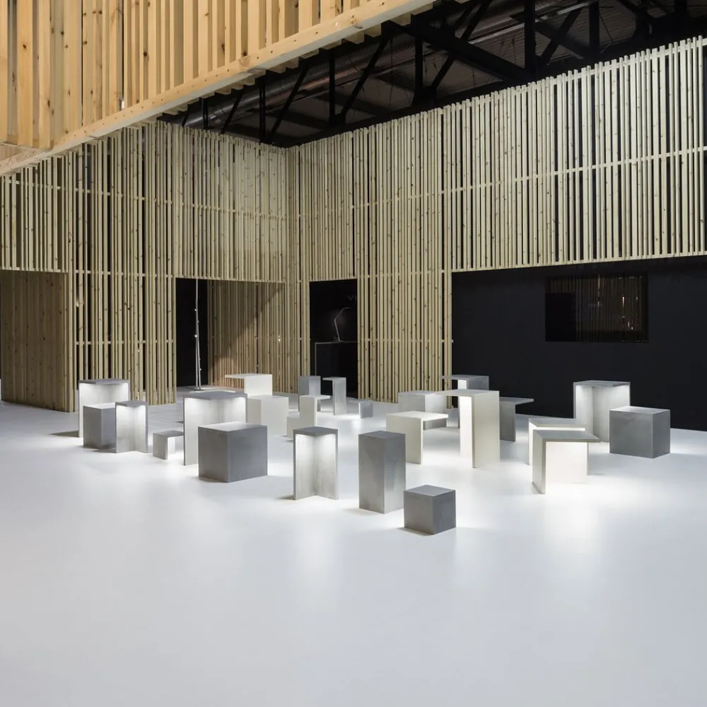 Vibia Gadebelysning > Empty 4130 udendørslampe, beton, 70 cm