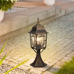 Trio Lighting Terrassebelysning|Sokkellamper > Volturno standerlampe, rustfarvet, højde 47 cm, aluminium