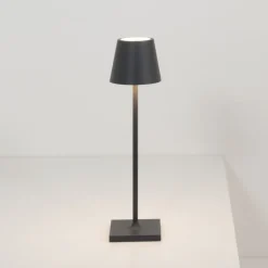 Zafferano Dekorationsbelysning|Bordlamper > Poldina mikro batterilampe, IP65 sort